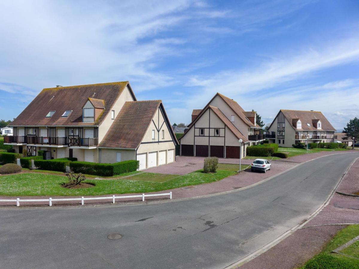 Apartment La Cote Fleurie-3 By Interhome Merville-Franceville-Plage Exterior photo