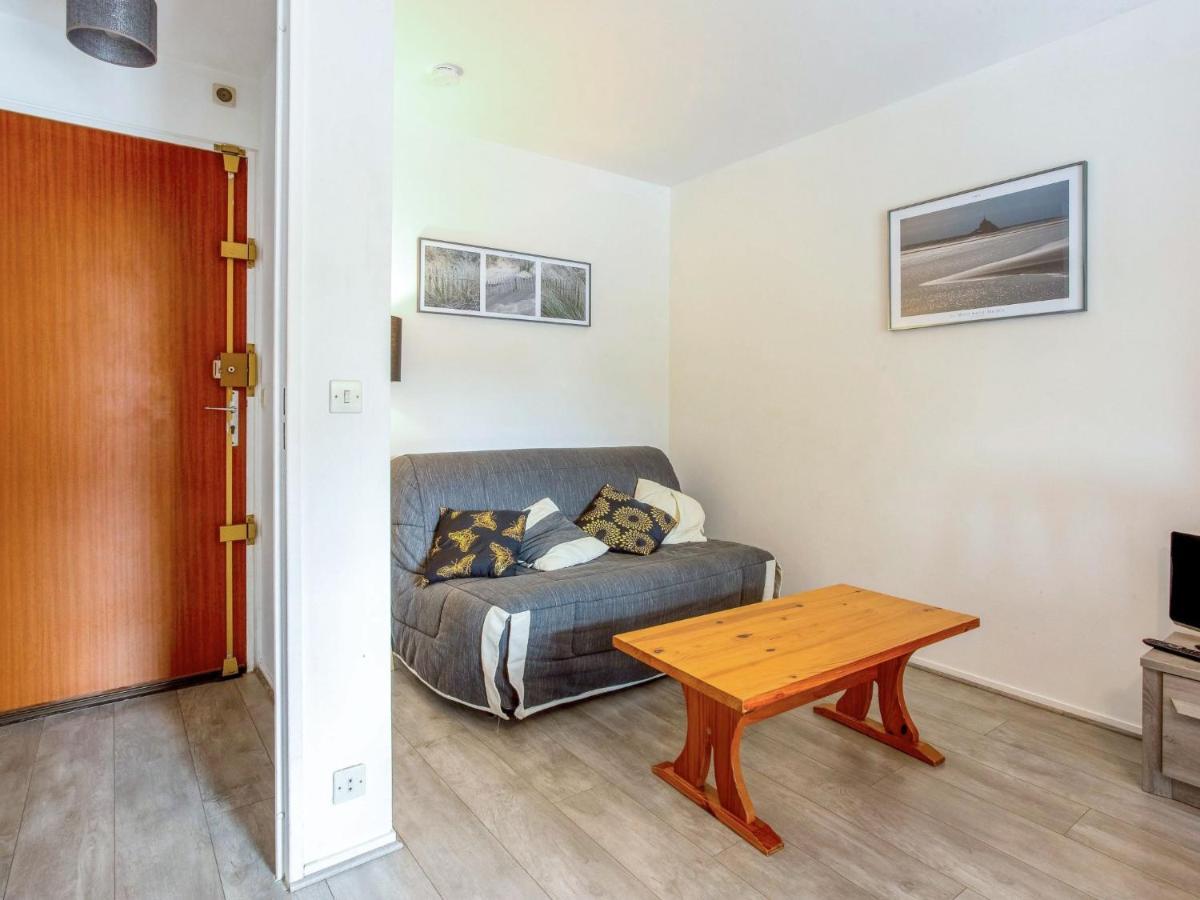 Apartment La Cote Fleurie-3 By Interhome Merville-Franceville-Plage Exterior photo